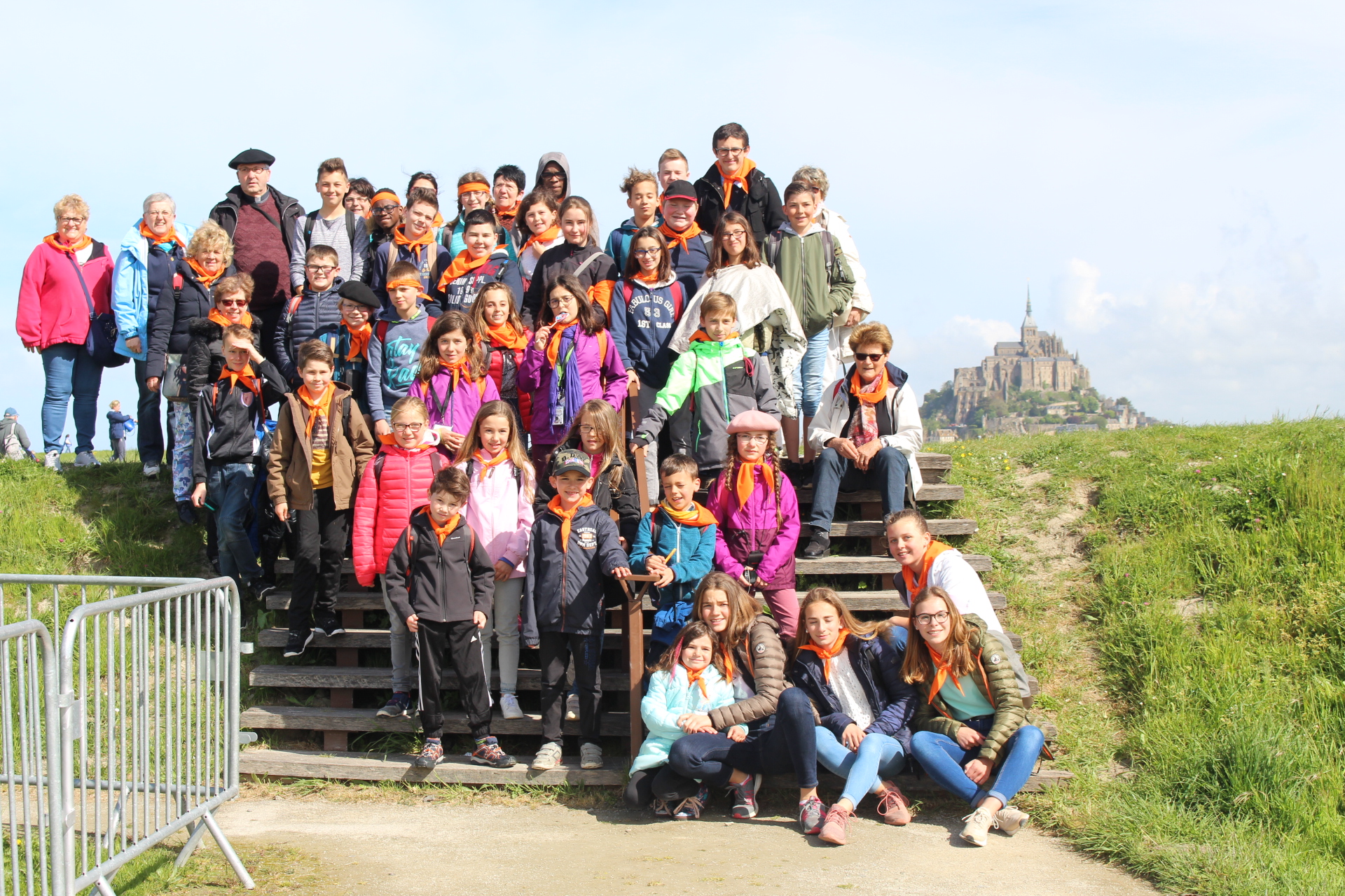 18-05-03-servants mont saint michel